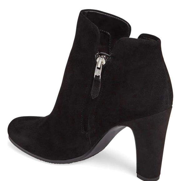 SAM EDELMAN Booties - Picture 2 of 9